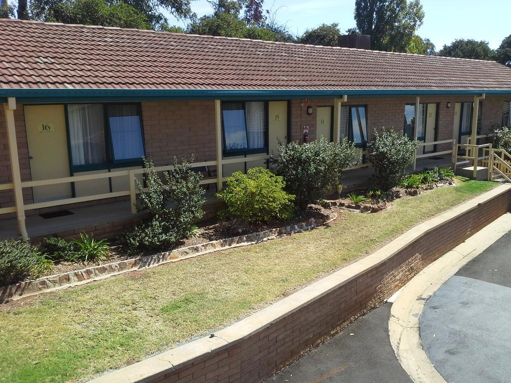 Hideaway Motor Inn Armidale Εξωτερικό φωτογραφία